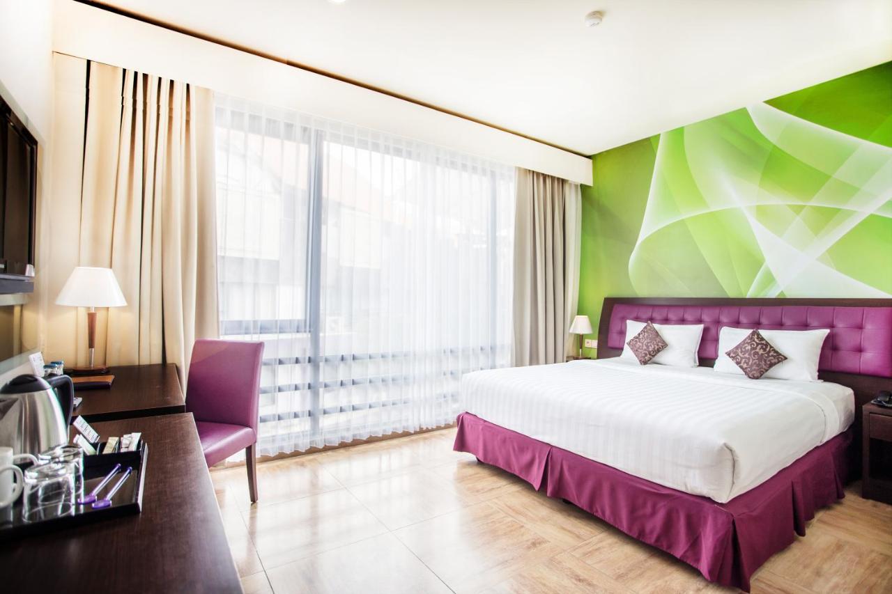 Kuta Central Park Hotel Esterno foto