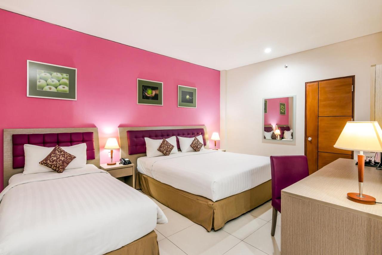 Kuta Central Park Hotel Esterno foto