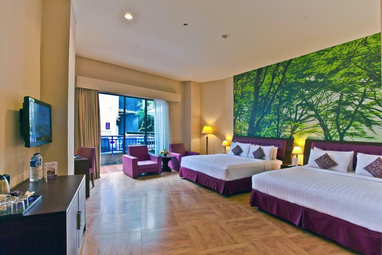 Kuta Central Park Hotel Esterno foto